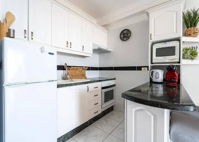 Diamante Azul - Pool & Sea View, Heated Pool Apartment